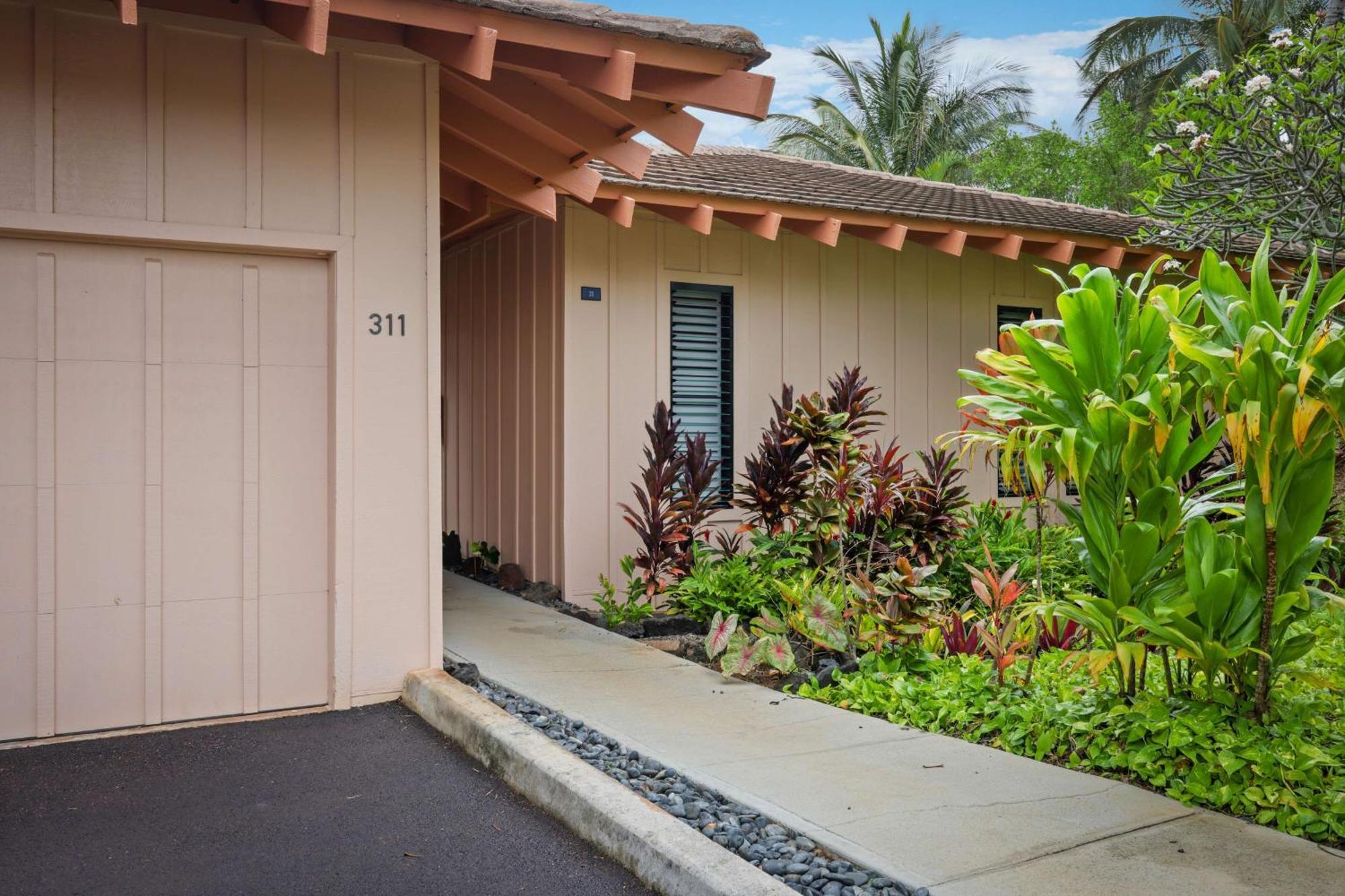 Apartahotel Aston At Poipu Kai 3*